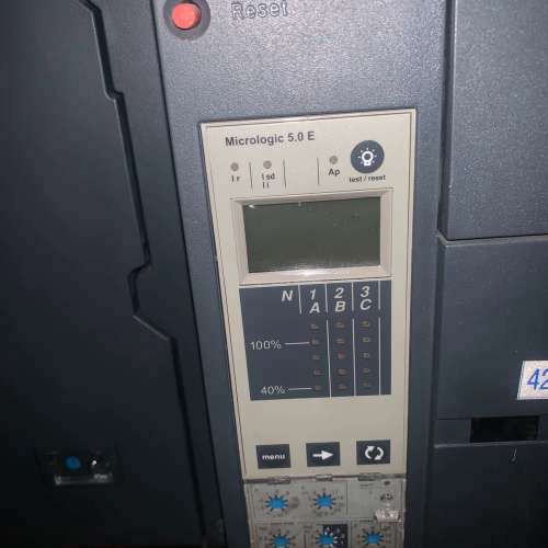 议价框架断路器，MT50H1，4p5000a，控制器5.0