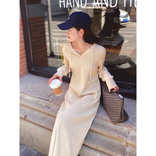 连帽毛衣裙女纯山羊绒秋冬宽松中长款过膝带帽高端打底针织连衣裙