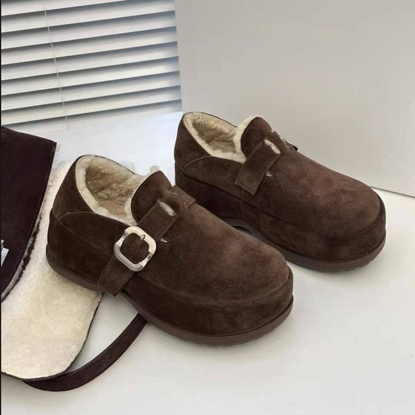 欧洲站2025秋冬新款真皮厚底勃肯鞋女时尚百搭圆头复古一脚蹬单鞋,女鞋,勃肯鞋/软木鞋,淘宝优惠券,粉丝福利购,淘宝优惠卷