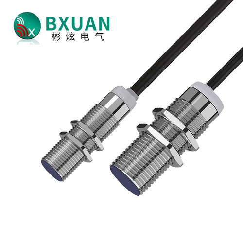 M12/M18/M30电感式XS2/XS6传感器直流二三线NPN常开感应接近开关