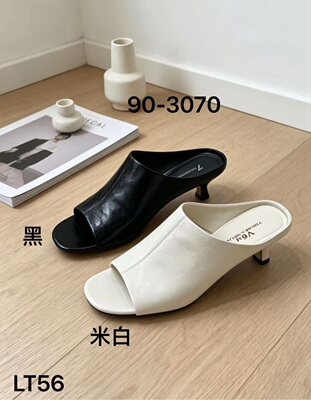 七彩青春正品2026新款欧州站时尚圆头细跟女休闲拖鞋90-3070