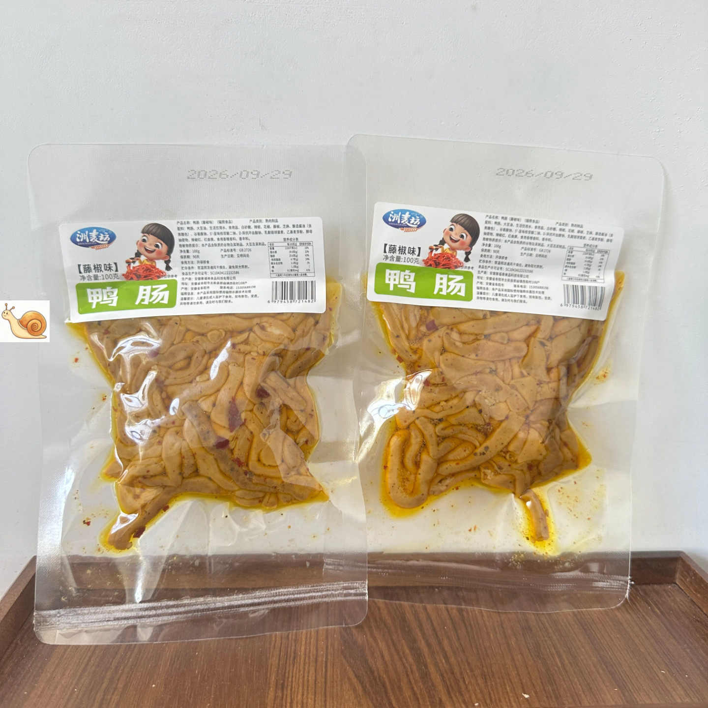 洲麦坊香辣鸭脆肠麻辣鸭板