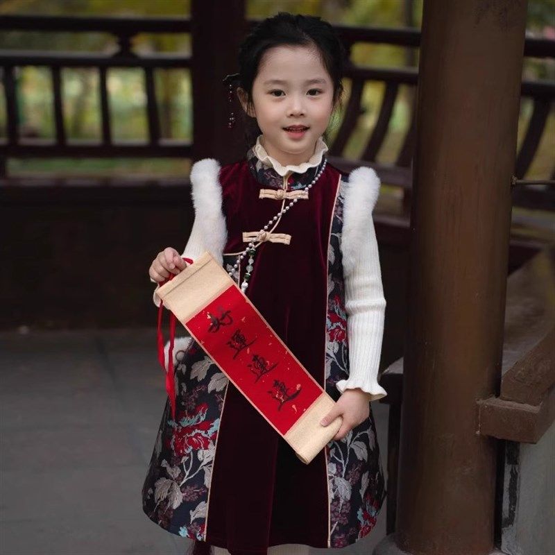 新款中国风女童红色背心裙子2025秋冬儿童马甲小女孩旗袍拜年礼服
