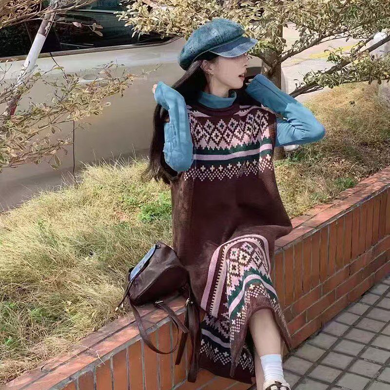 法式复古菱格提花针织背心连衣裙女秋冬宽松直筒叠穿马甲裙开叉潮