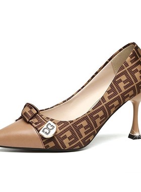 样板间摆件高跟鞋女鞋设计师创意陈列衣柜展厅摆放衣帽间软装饰品