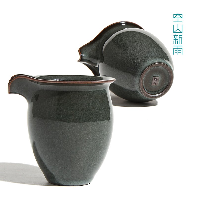 速发公器家直销龙泉青瓷哥窑铁胎 道杯 陶瓷分茶厂匀茶杯