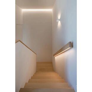 实木楼梯扶手靠墙围栏氛围感护栏带灯带原木风安全栏杆定制加工