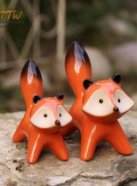 桌面陶瓷摆件动物狐狸兔子饰品情侣田园生日新婚礼物电视柜创意工