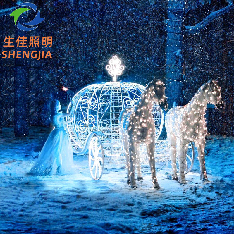 文旅圣诞鹿拉车老人雪人南瓜车马拉车球树铁艺装饰景观造型灯