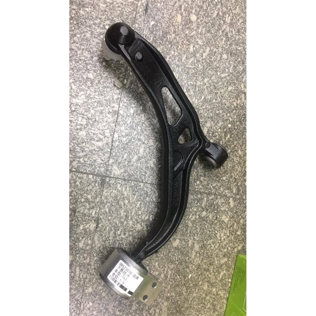 适用福特探险者下摆臂下悬挂三角臂前悬挂支架下肢臂