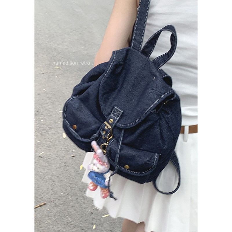 休闲牛仔布双肩包包女2024新款休闲水桶包百搭休闲大容量旅行包