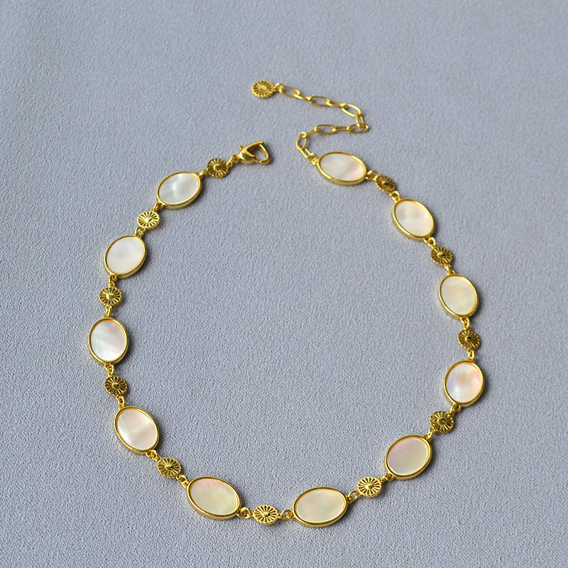 日本品质法式小众设计复古简约椭圆白色母贝黄铜镀金简约气质项链