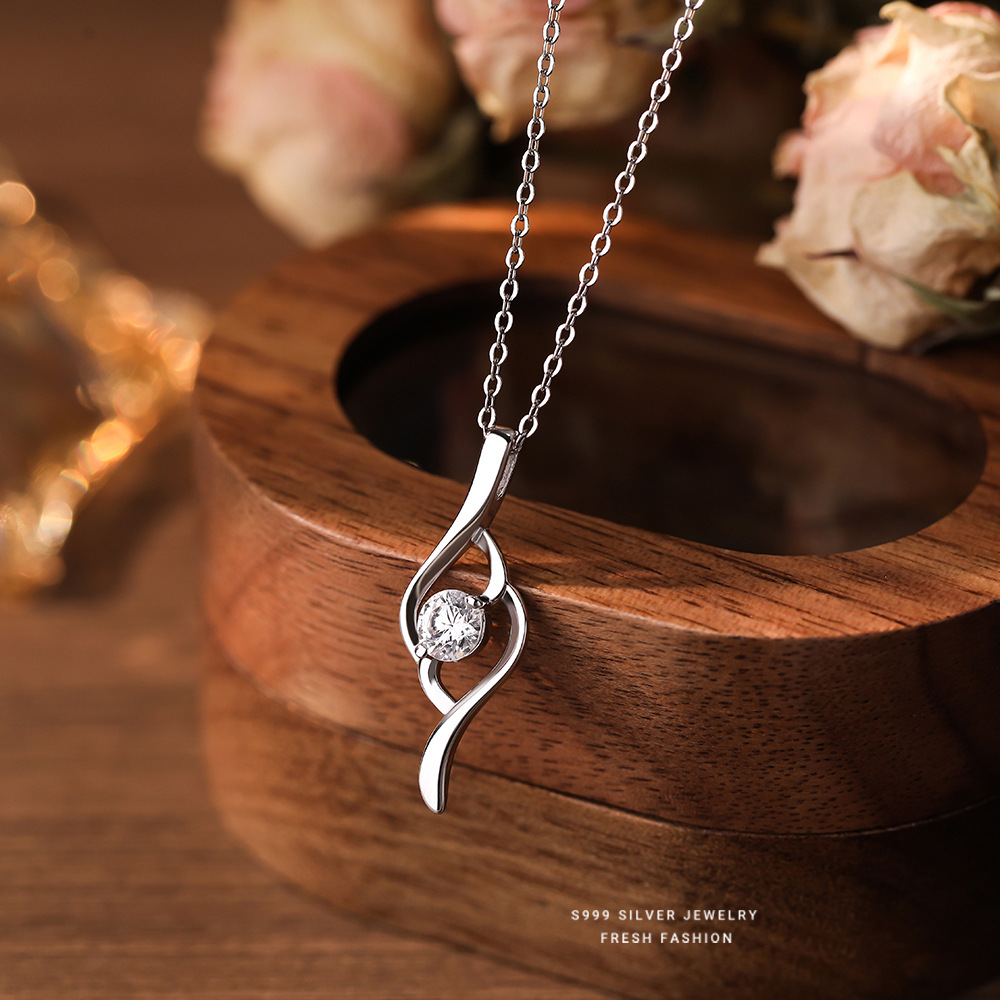 日本品质S999纯银丘比特之箭吊坠项链女时尚百搭轻奢高级感心形锁
