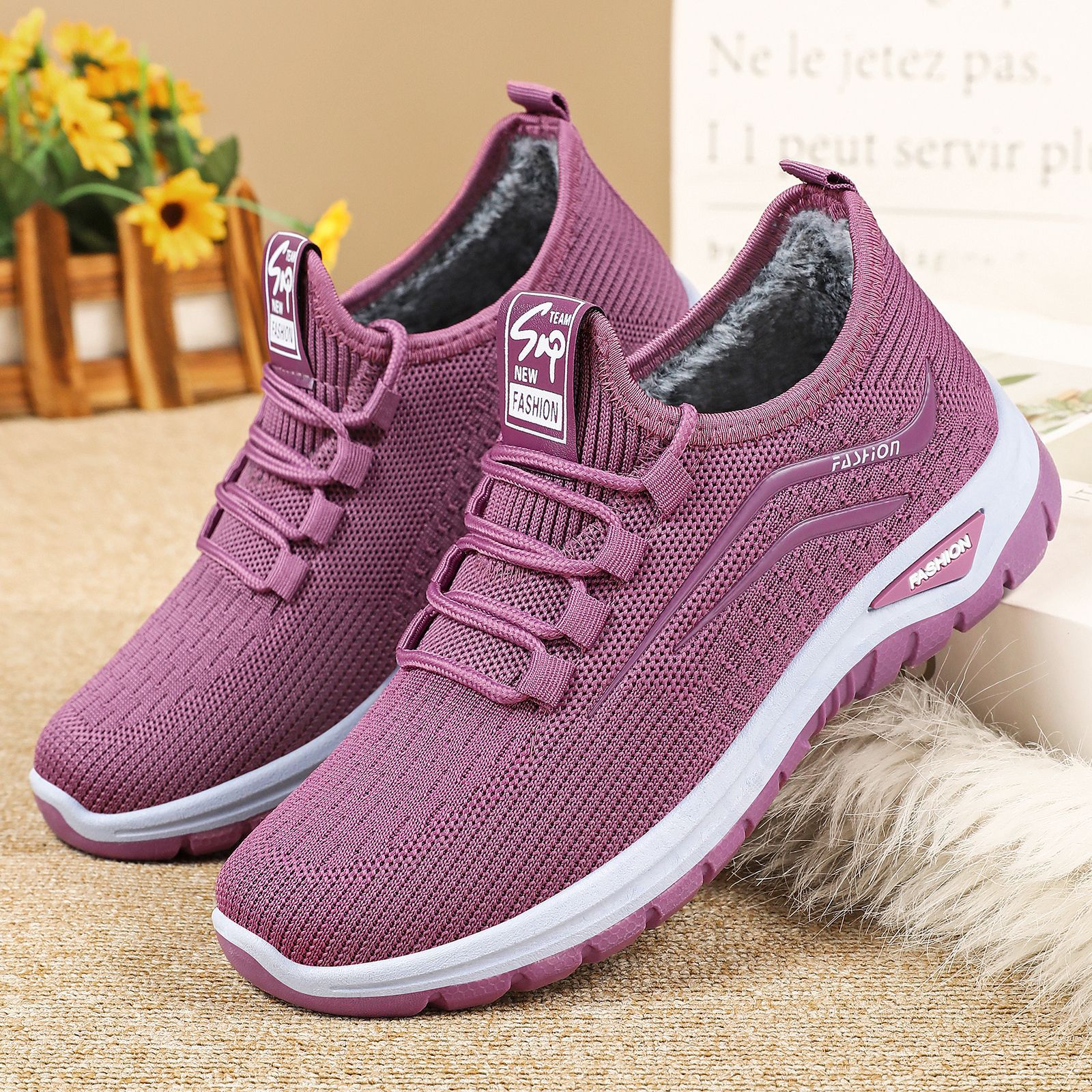 日本品质棉鞋女冬季新老北京布鞋加绒加厚外穿老人妈妈鞋动休闲健