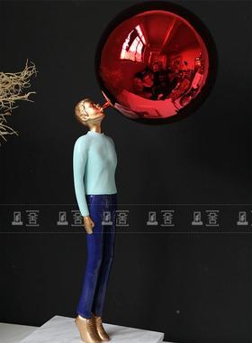 轻奢现代树装脂吹球男孩客BGJ饰工艺品样板房售楼处厅玄关气人物