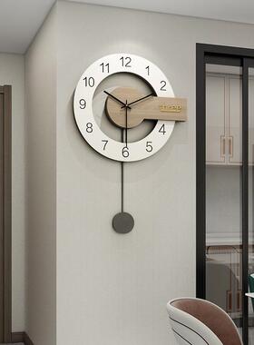 约风优雅风原木奶油简艺术钟表钟客厅2HGL025新挂款轻奢高端大气
