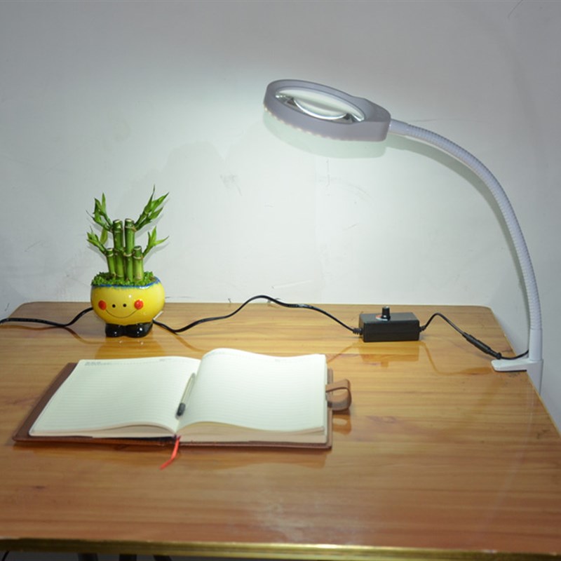 PD-032A 8倍老人阅读电子检验手机维修夹台式放大镜带灯led台灯