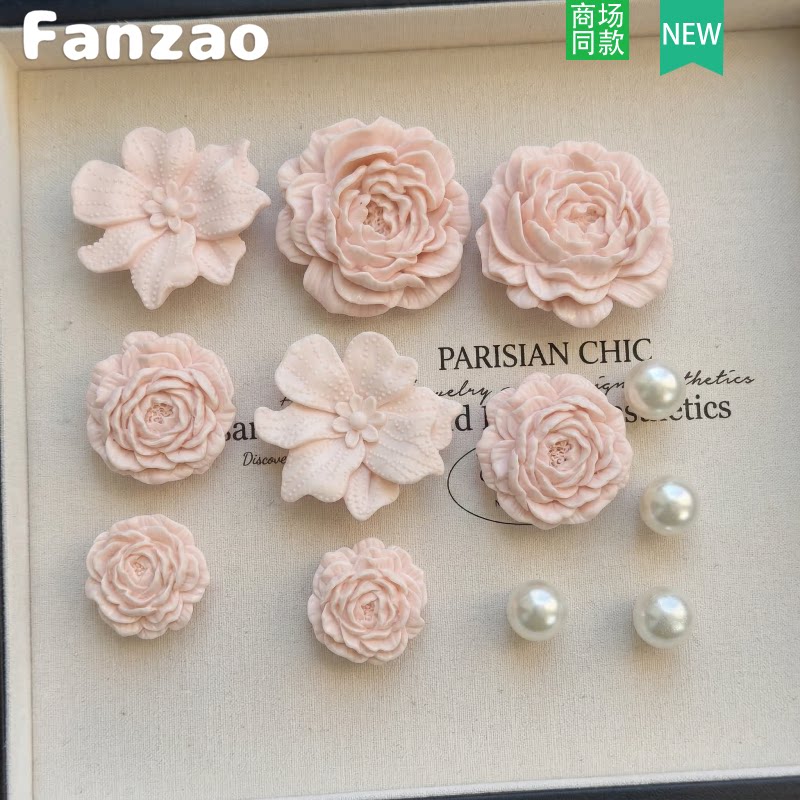 芭蕾鞋珍珠立体花朵洞洞鞋鞋扣图片