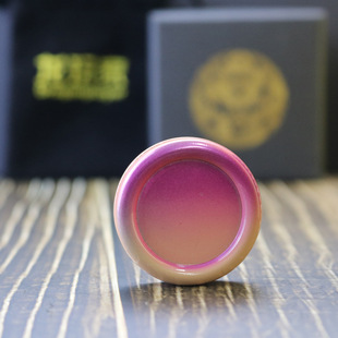 奶盖渐变粉色啪啪币圆形饼干手推牌解压edc玩具发泄神器