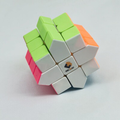 梯色彩色八角魔星魔方Anisecube