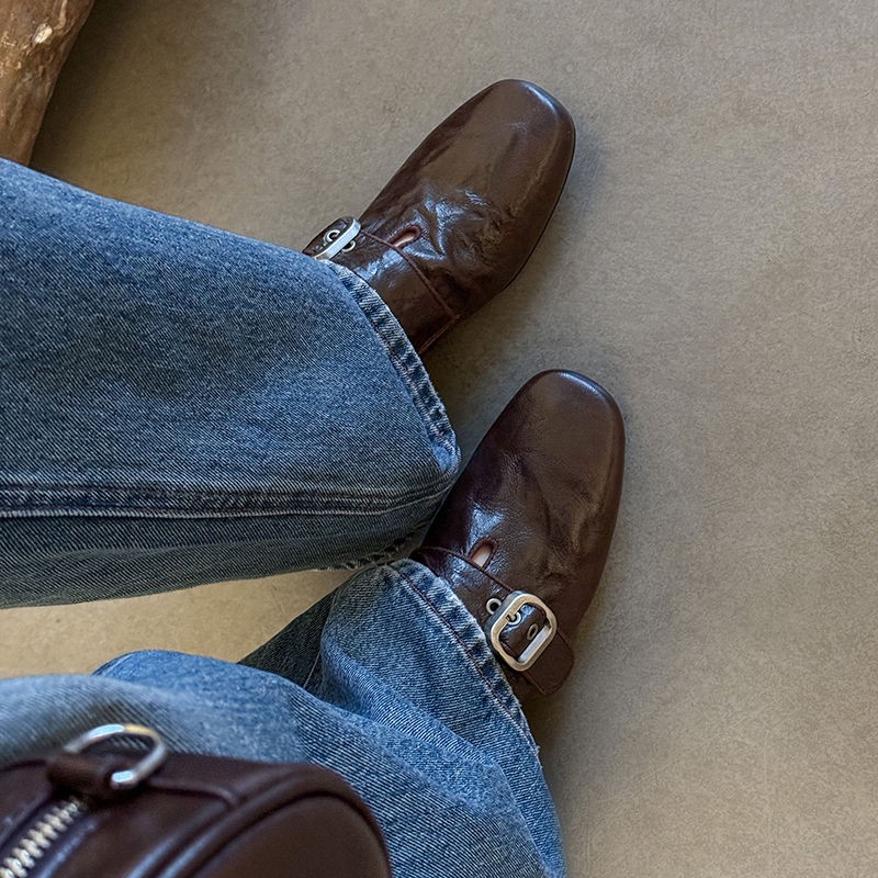 榛果摩卡~老钱风覆古皮带扣方头深口单鞋女设计感中古低跟小皮鞋
