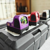 沼泽鹿SWAMP DEER哨兵红点全息瞄准器高透光胶合镜片高清弹弓玩具