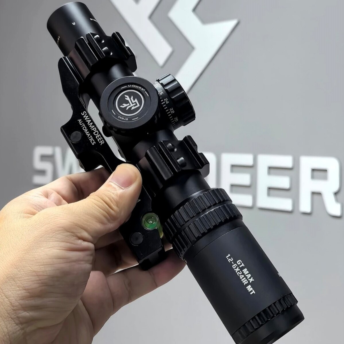 沼泽鹿GTpro1-5短款十字单筒高清望远镜速瞄带灯模型摆件弹弓玩具