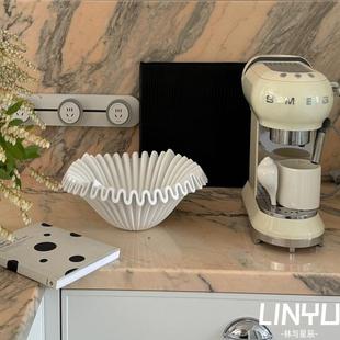 简约现代法式 饰品 波浪果盘树脂样板间客厅电视柜桌面创意几何装