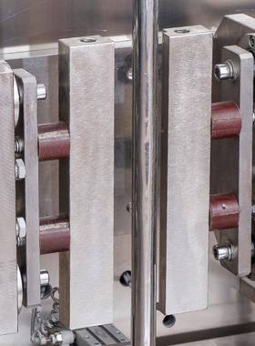 自动包漱口水装 液异型体袋辣椒NZJ60机酱体包装机 调味料粉剂定