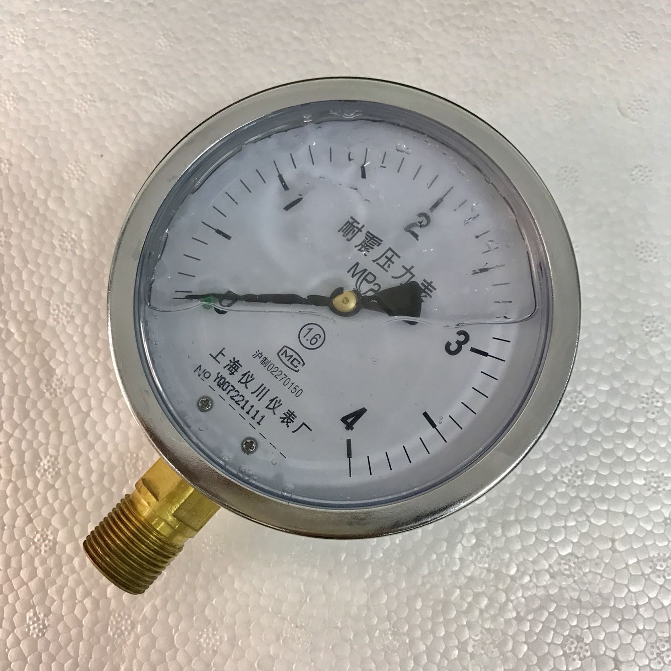 耐震压力表 yn-100 0-4mpa 直径100mm 螺纹m20x1.5 前壳外径107mm