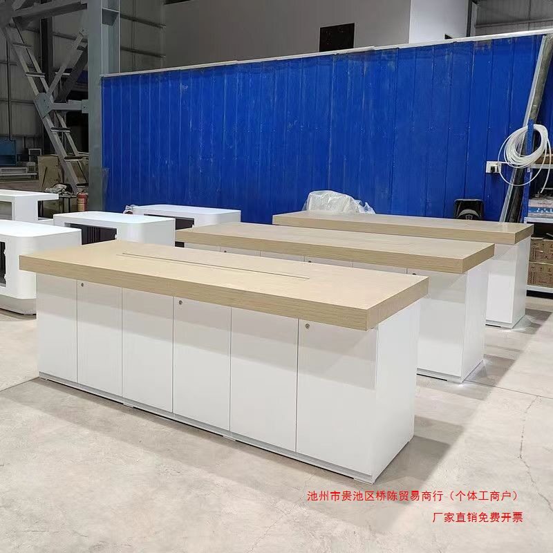 中岛展台智能产品烤漆展示柜
