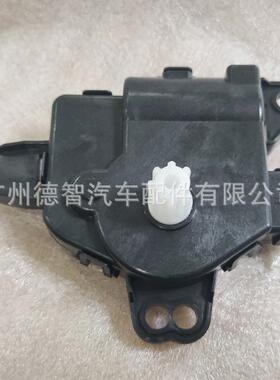 554B39-19E616-B行AC9UPA-61-A60暖风机电机温度风门执器温控