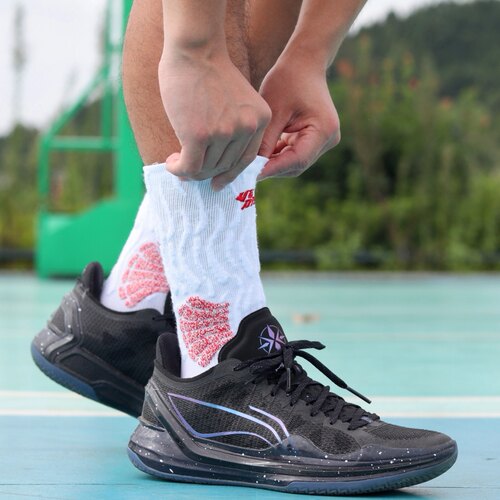 李宁利刃4V2篮球鞋低帮2025新款男女实战耐磨䨻专业运动鞋ABAU037