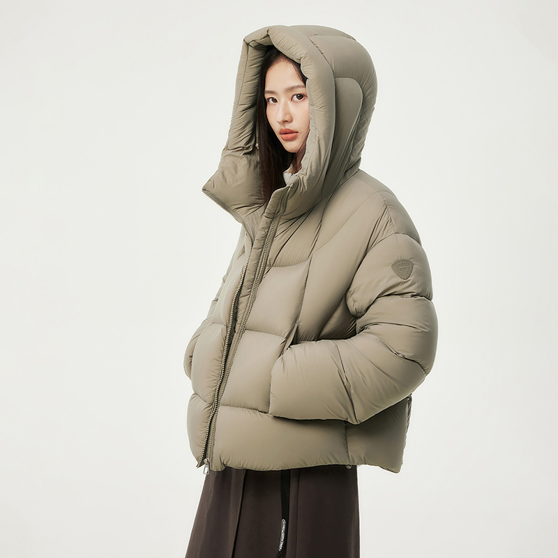 坦博尔2025冬季新款羽绒服女高充绒加厚泡芙连帽面包服保暖外套潮