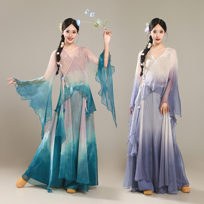 古典服花朵点缀飘逸灵动物美价廉