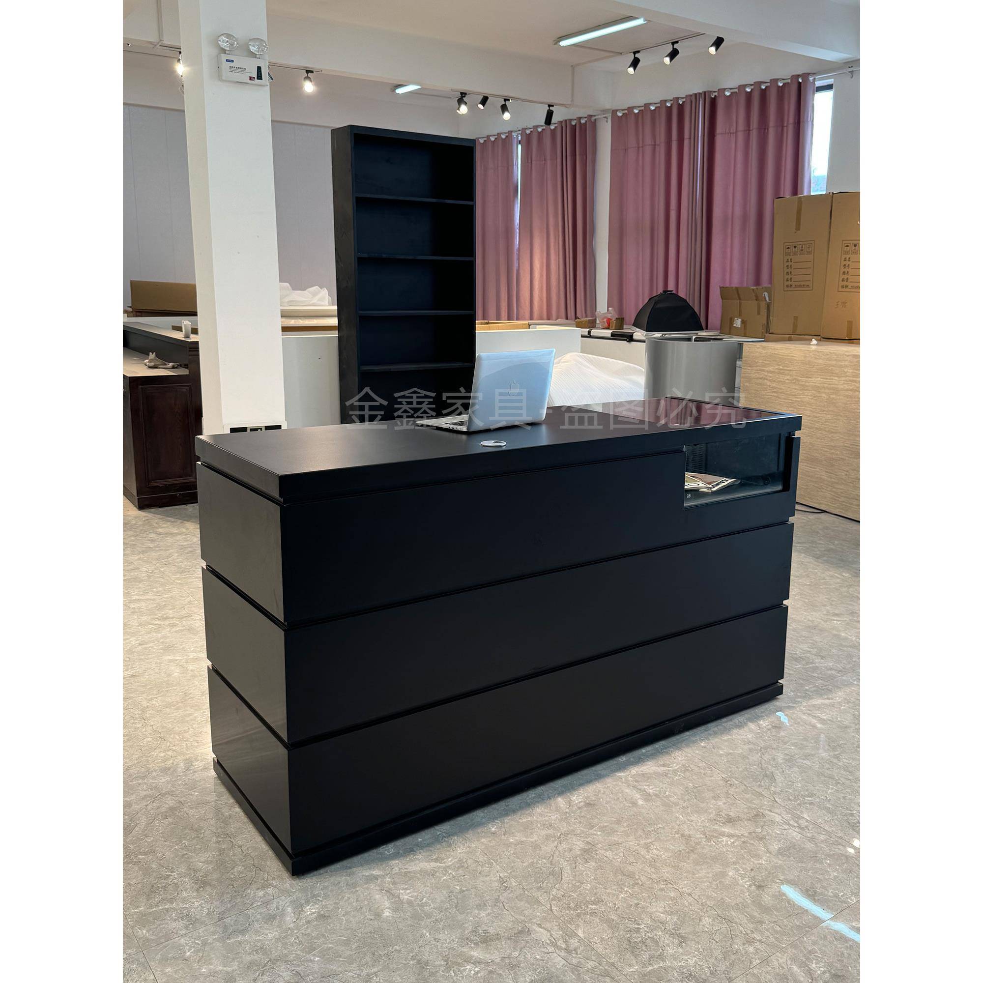 需定制黑色服装店吧台收银台店铺小型女装店烤漆吧台桌美容院前台