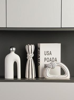 高档现代抽象艺术个性小众家居装饰品酒柜客厅高级感轻奢软装摆件