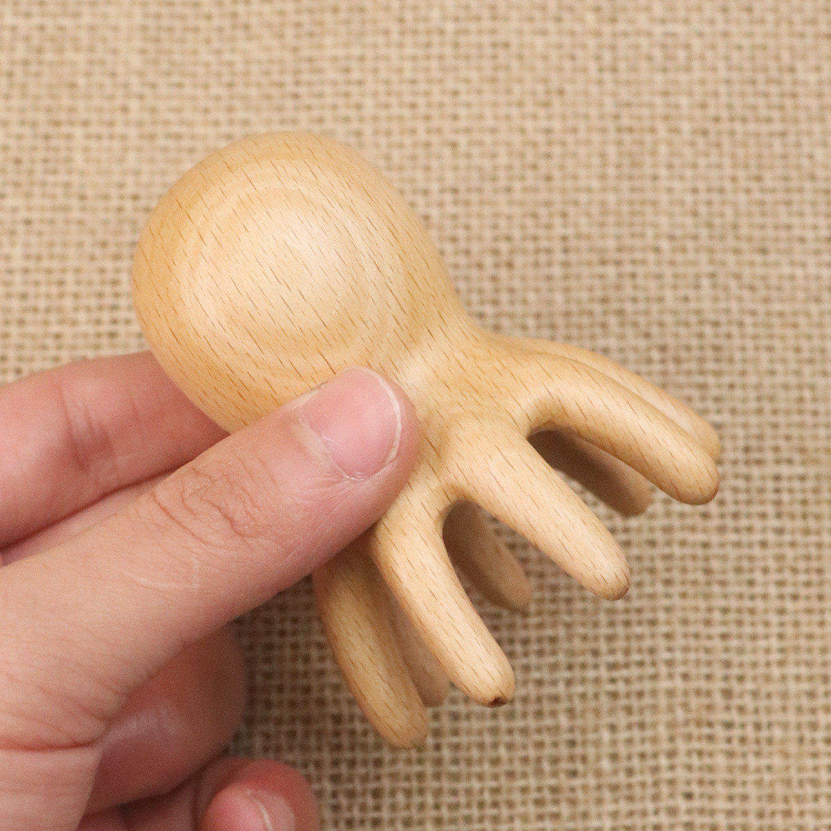 檀木八爪章鱼头部头皮按摩梳子经络疏通神器点穴棒筋络实木梳新款