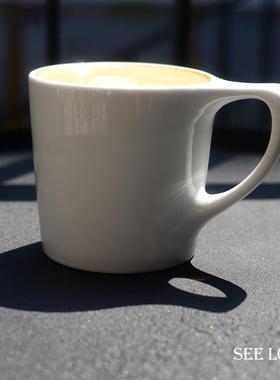 上新品 CUPSHOUSE知识分子猫耳朵平杯手 陶瓷拿铁马克咖啡杯325ml