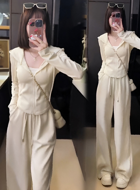 休闲运动套装女秋季连帽卫衣外套茶系穿搭一整套别致长裤两件套女