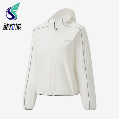 Adidas/阿迪达斯正品女连帽外套户外休闲外出经典夹克外套KQ5374