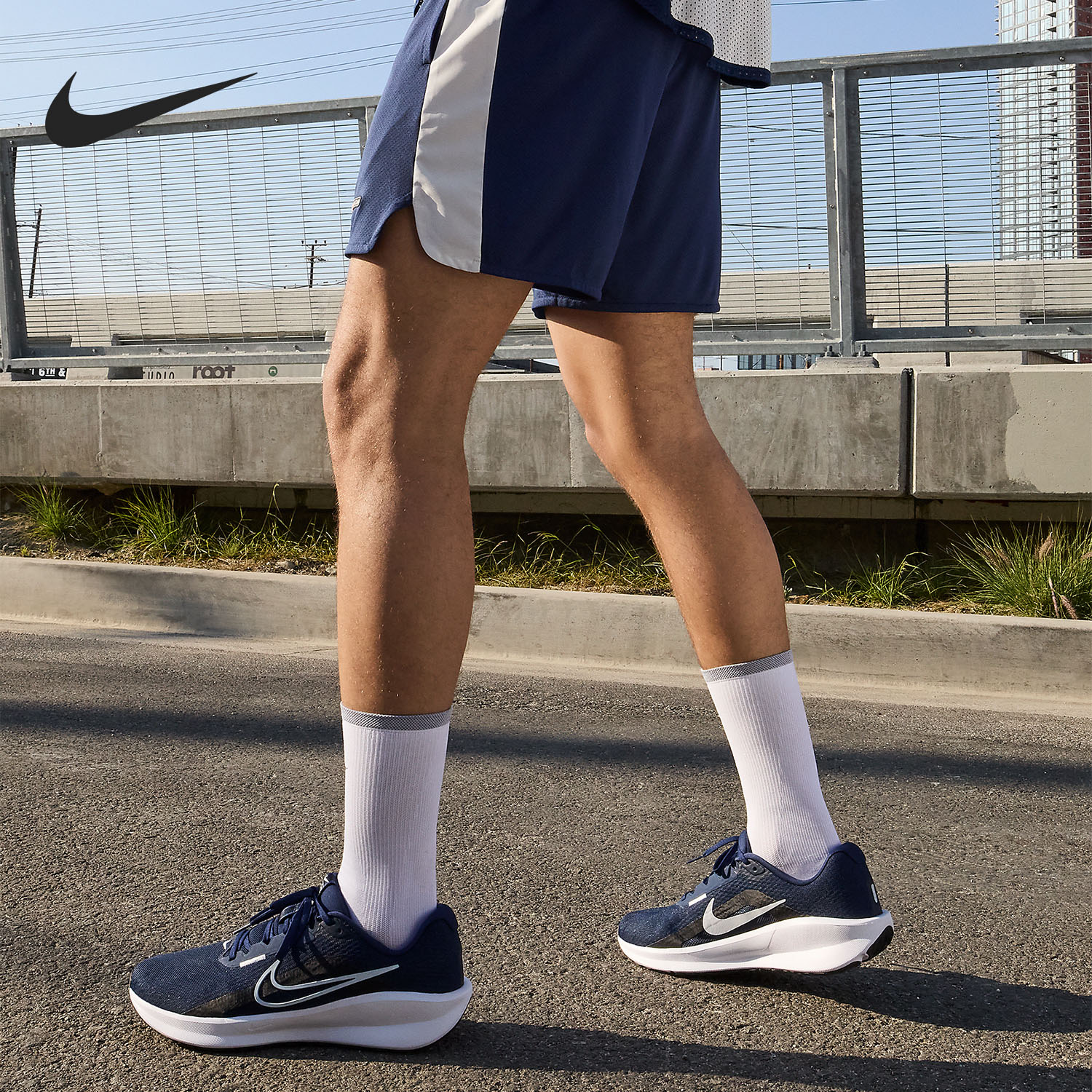 Nike/耐克正品Downshifter 13男士训练轻便经典跑步鞋FD6454-400