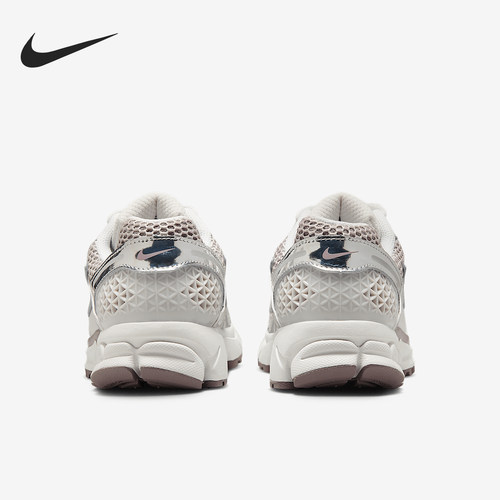 Nike/耐克正品新款女士轻便厚底透气缓震跑步鞋HV6417-001