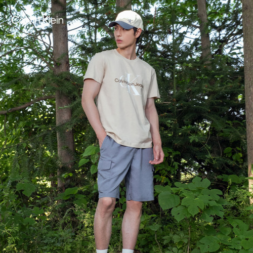 CK男士松紧腰莱赛尔混纺休闲短裤