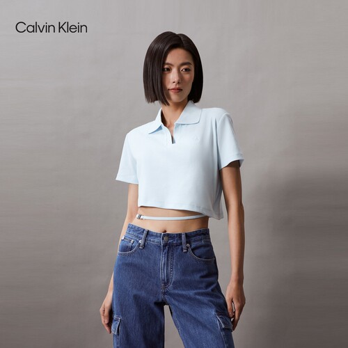 CK女士刺绣短款V领POLO短袖T恤
