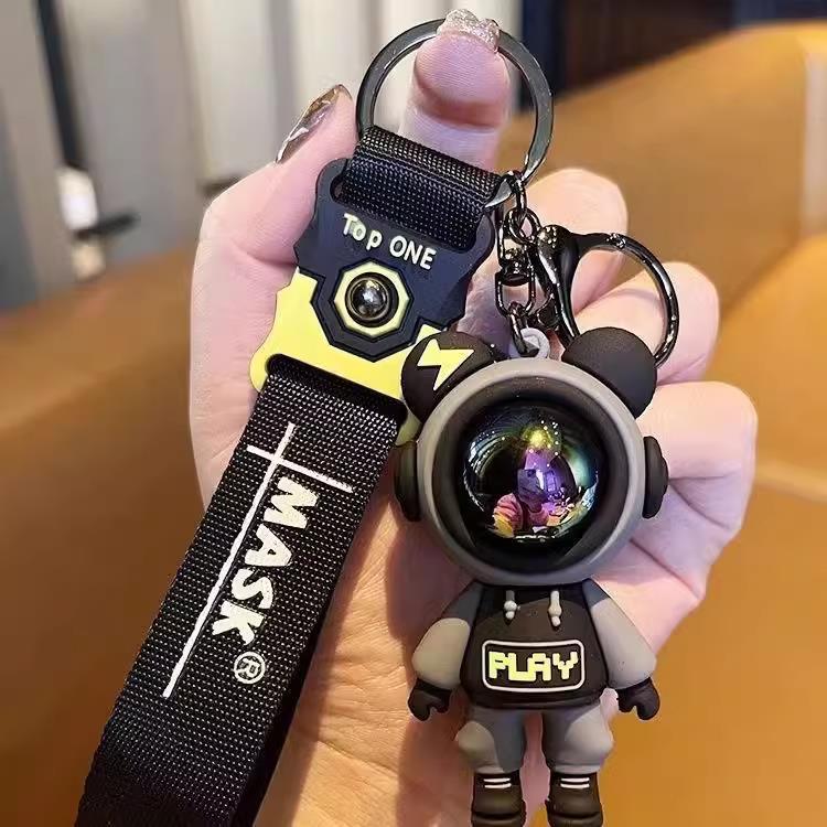 新夫妇闪电熊钥匙炼包宇航员汽车硅钥匙炼宇航员吊坠礼物