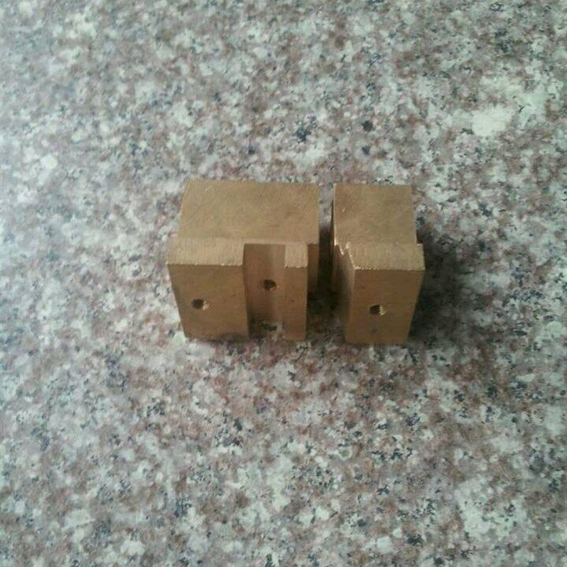 大连车床CDL6136中丝杠母 中托板丝母 丝母 CDL6136,纺织面料/辅料/配套,服装加工设备,淘宝优惠券,粉丝福利购,淘宝优惠卷