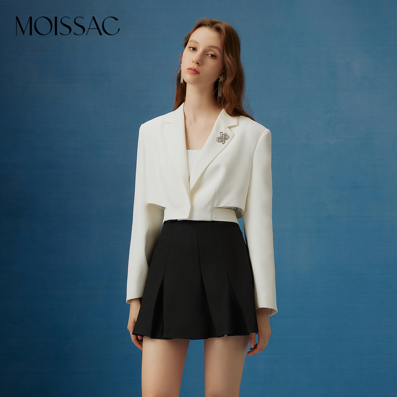 MOISSAC摩萨克奥莱秋法式高级气质温柔米白短款西装外套上衣女