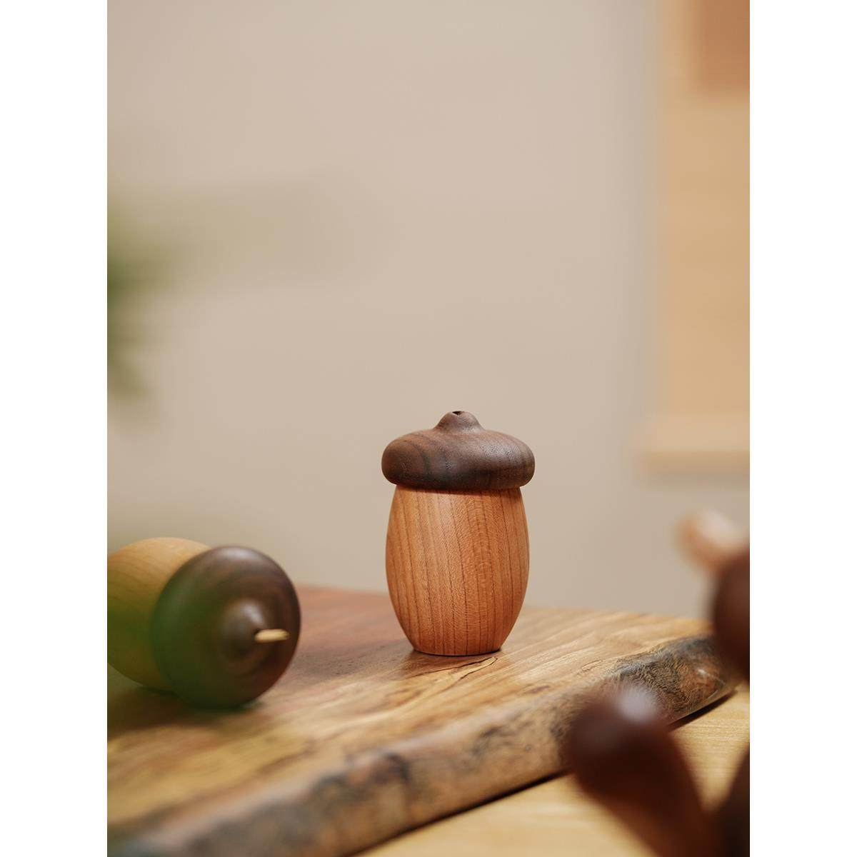 新型创意牙签盒实木橡果牙签筒罐家用小型好看又实用的摆件桌面