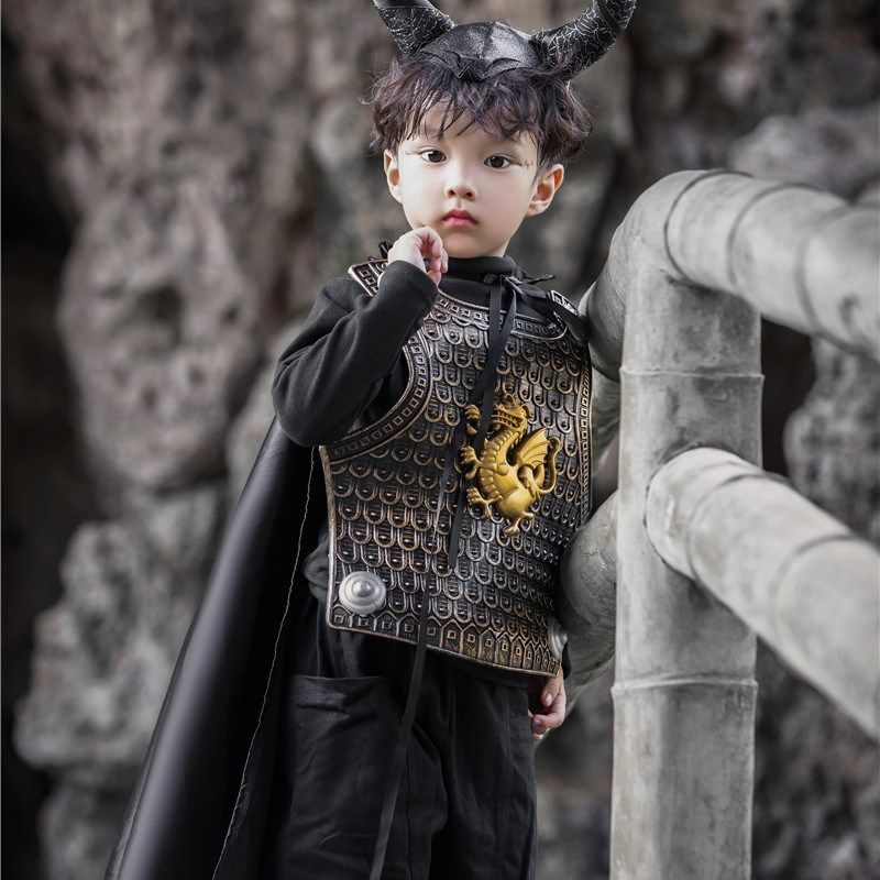 儿童走秀礼服男童万圣节演出服cos牛魔王大王装扮铠甲装战士国风